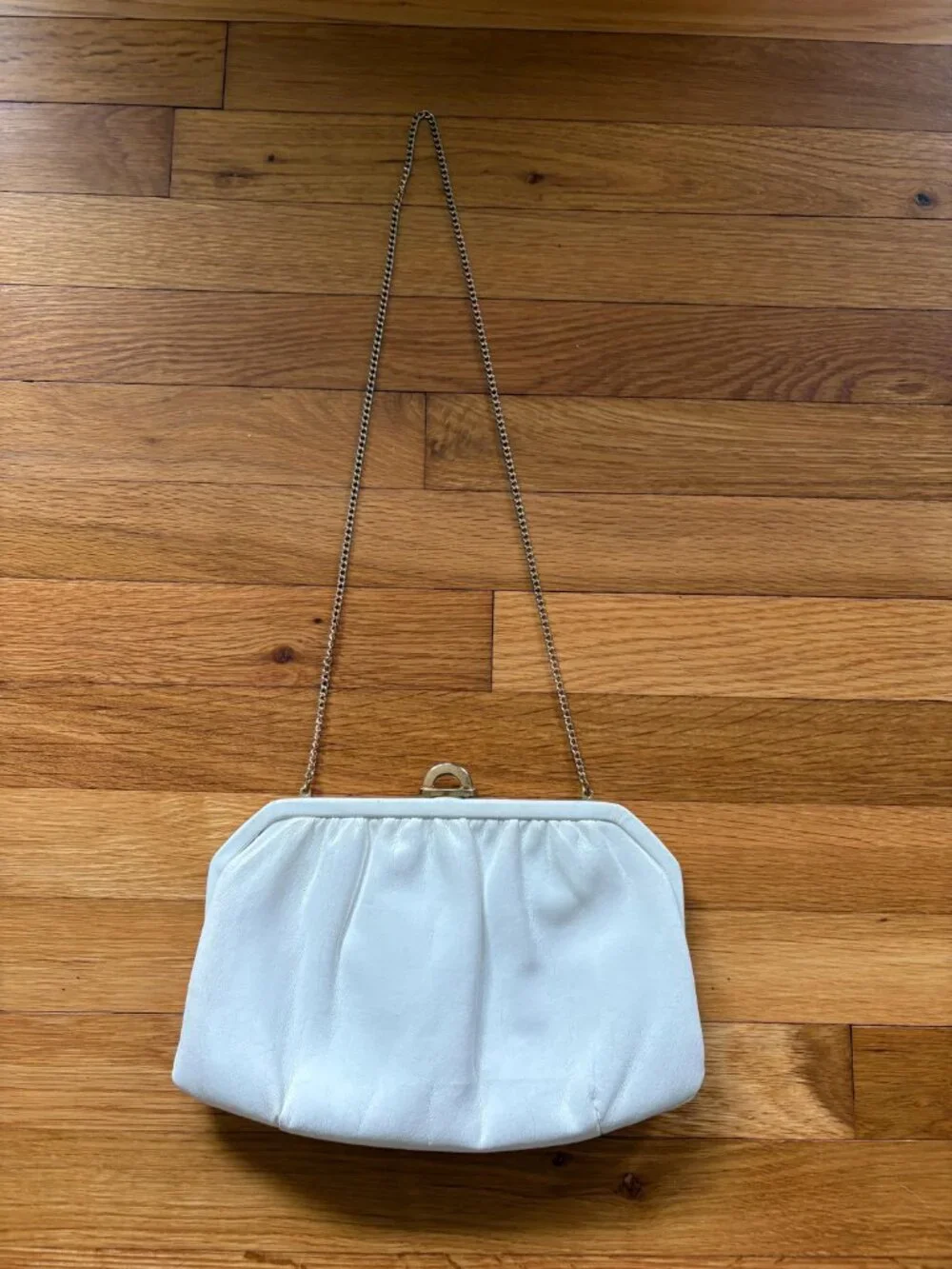 Vintage White Mardane Clutch Purse Chain Strap Shoulder Bag Gold Tone Mirror Wed